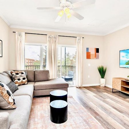 أورلاندو 2Br Condo - W Hot Tub & Pool - Near Disney المظهر الخارجي الصورة