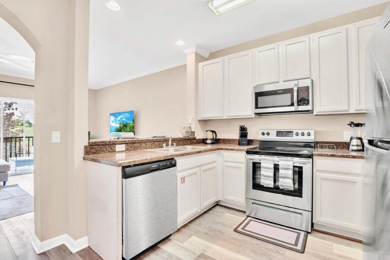 أورلاندو 2Br Condo - W Hot Tub & Pool - Near Disney المظهر الخارجي الصورة
